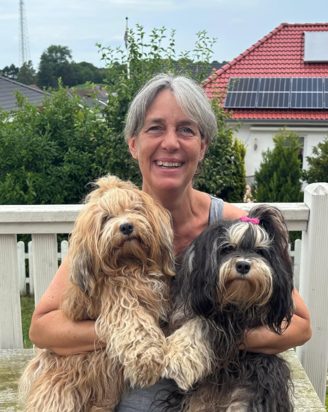 Melanie Busch mit Hope und Happy